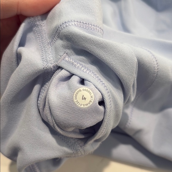 lululemon athletica Women's Sky Blue Bike Shorts - Picture 4 of 4